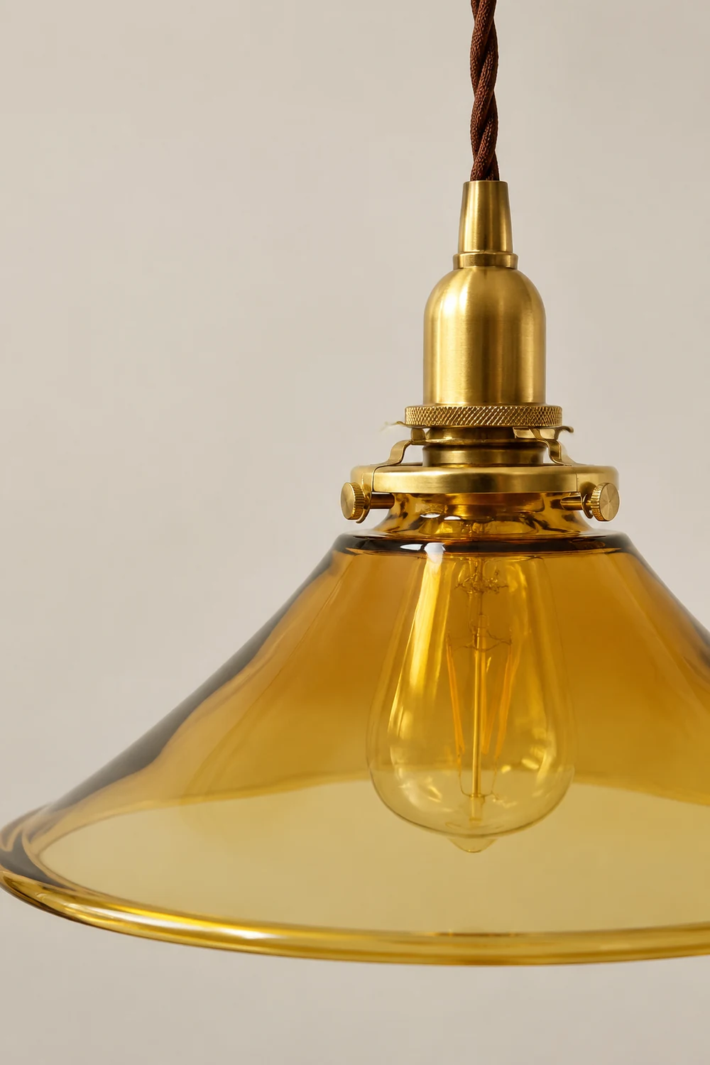 Vintage Single Head Retro Amber Glass Pendant Light - Lumpaz
