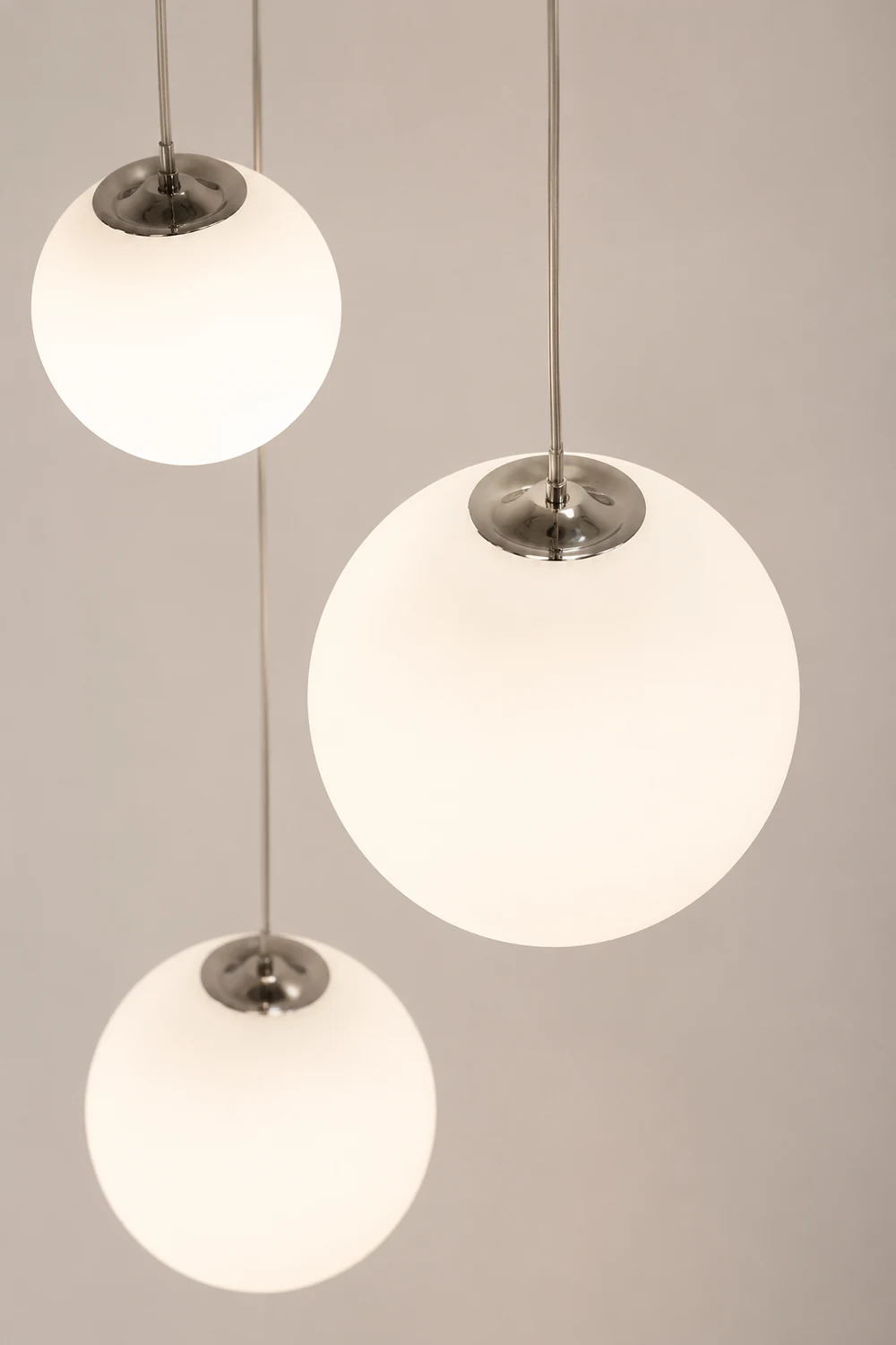Modern Glass Hanging White Bubble Pendant Lights For Living Room - Lumpaz