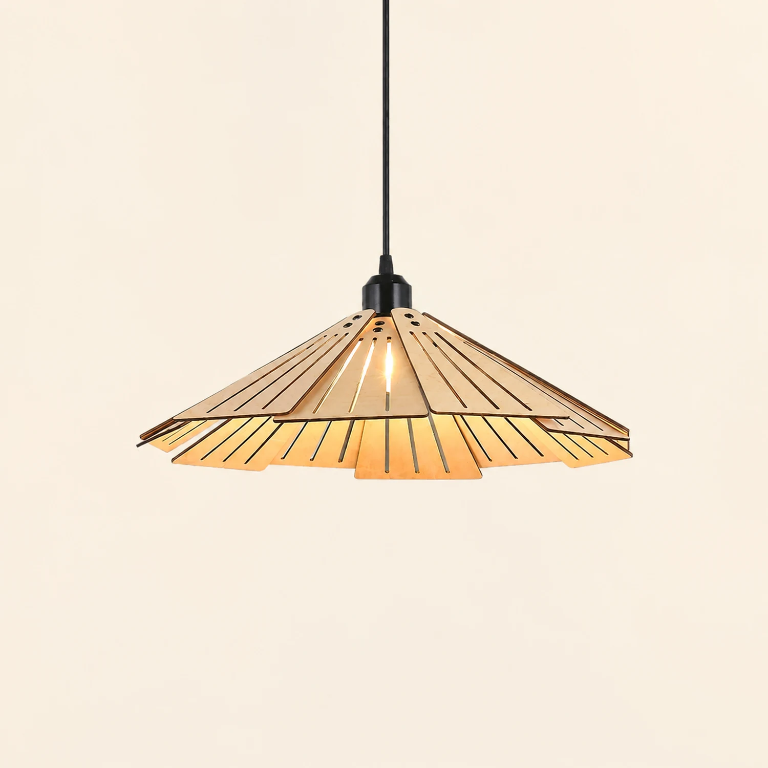 Nordische Kreative Pendelleuchte aus Holz für Esszimmer, Restaurant - Lumpaz