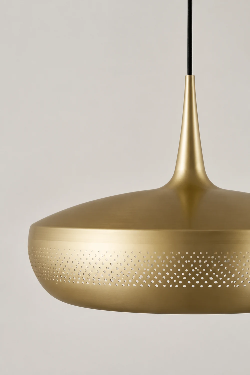 Modern Pendant Lampshade Metal Chandelier - Lumpaz