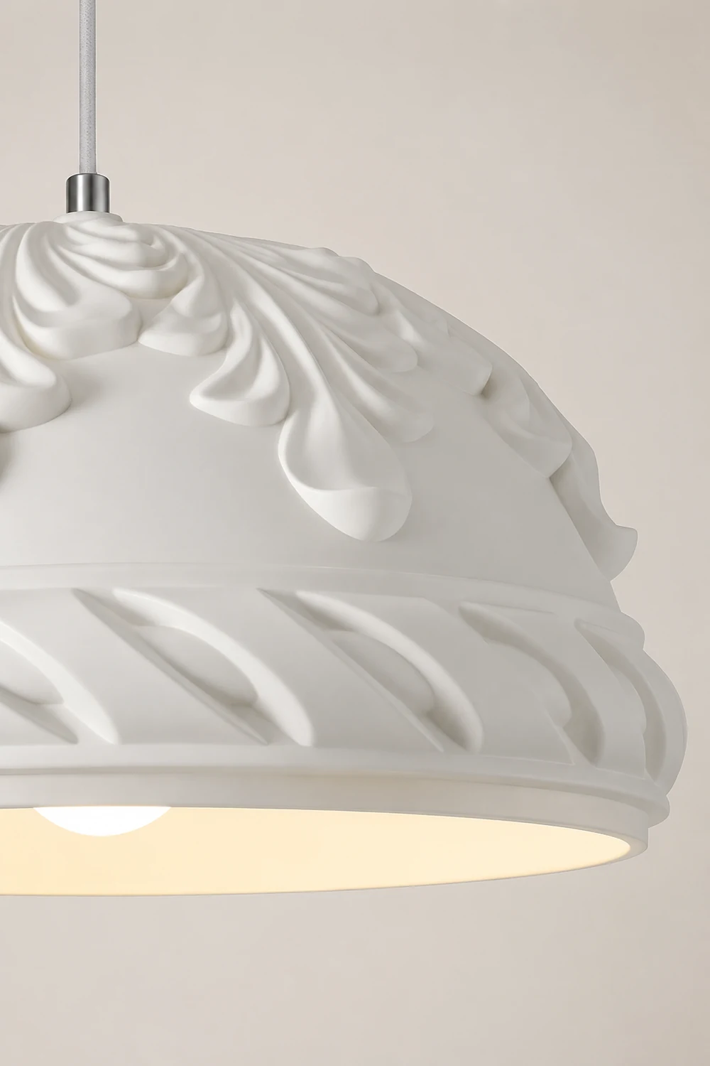 French Style Resin Retro Pendant Light - Lumpaz
