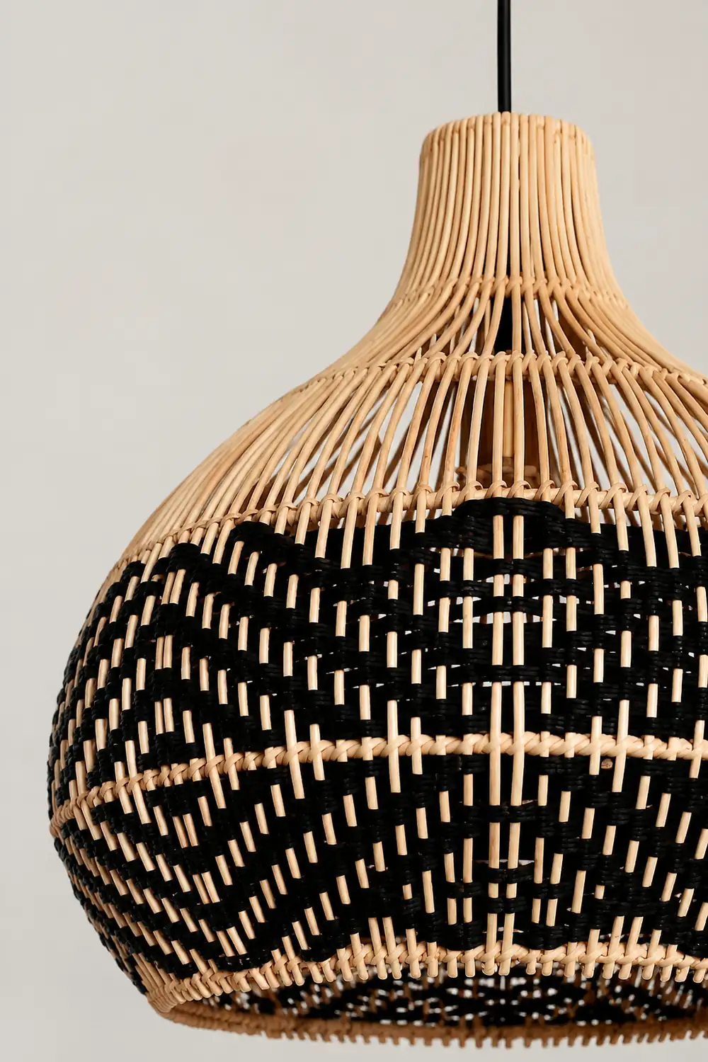 Vintage Ratten Handwoven Pendant Light - Lumpaz