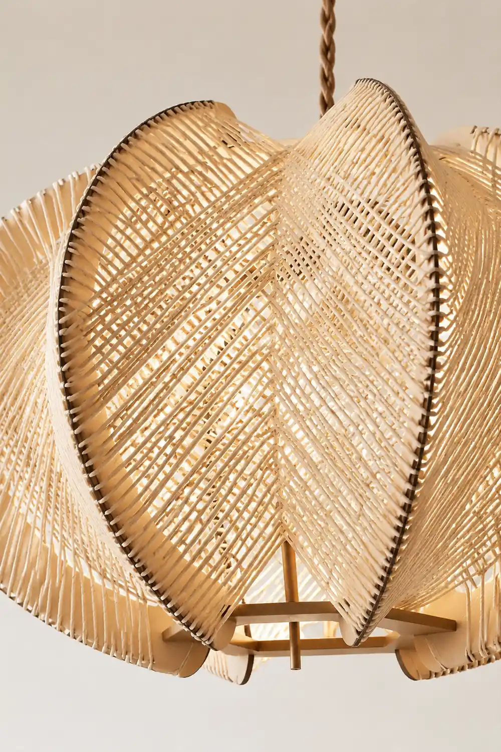 Retro Wooden Pendant Light Irregular Living Room Lamp - Lumpaz