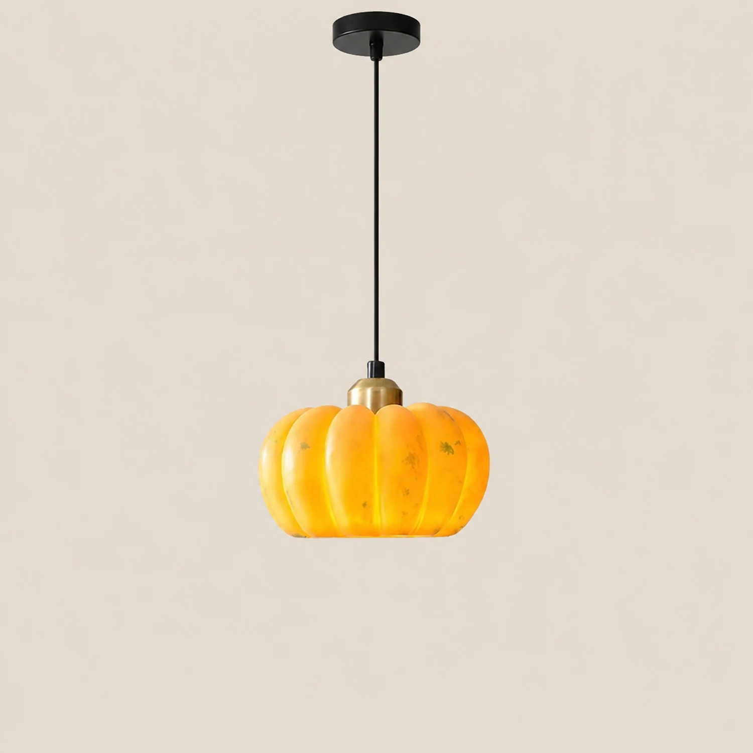 Eco-friendly Resin Pumpkin Pendant Light - Lumpaz