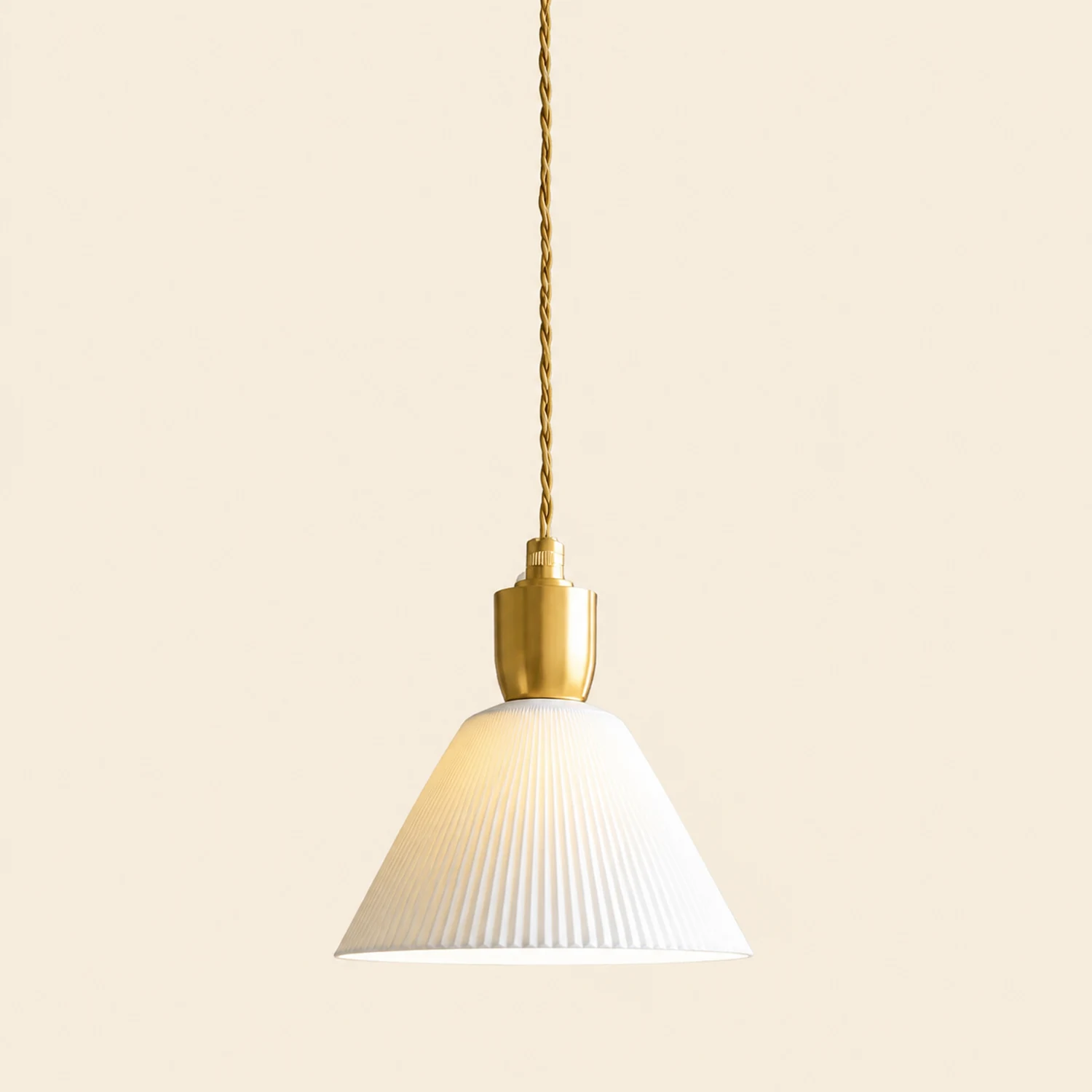Retro Pleated Ceramic Brass Cocoon Pendant Lamp - Lumpaz