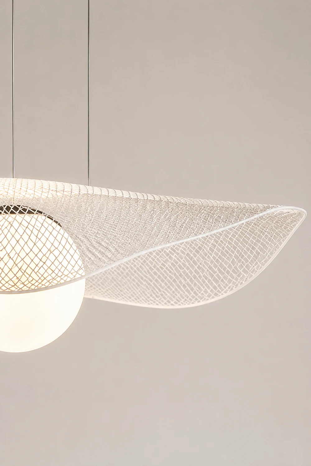 Modern Hat Shape Transparent Acrylic Pendant Light - Lumpaz