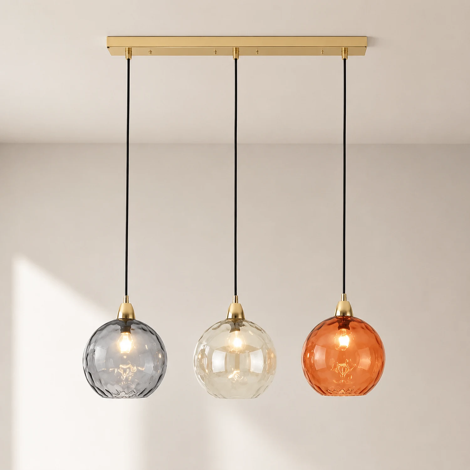 Hailie Pendelleuchte aus buntem Glas, 3 flammig - Lumpaz