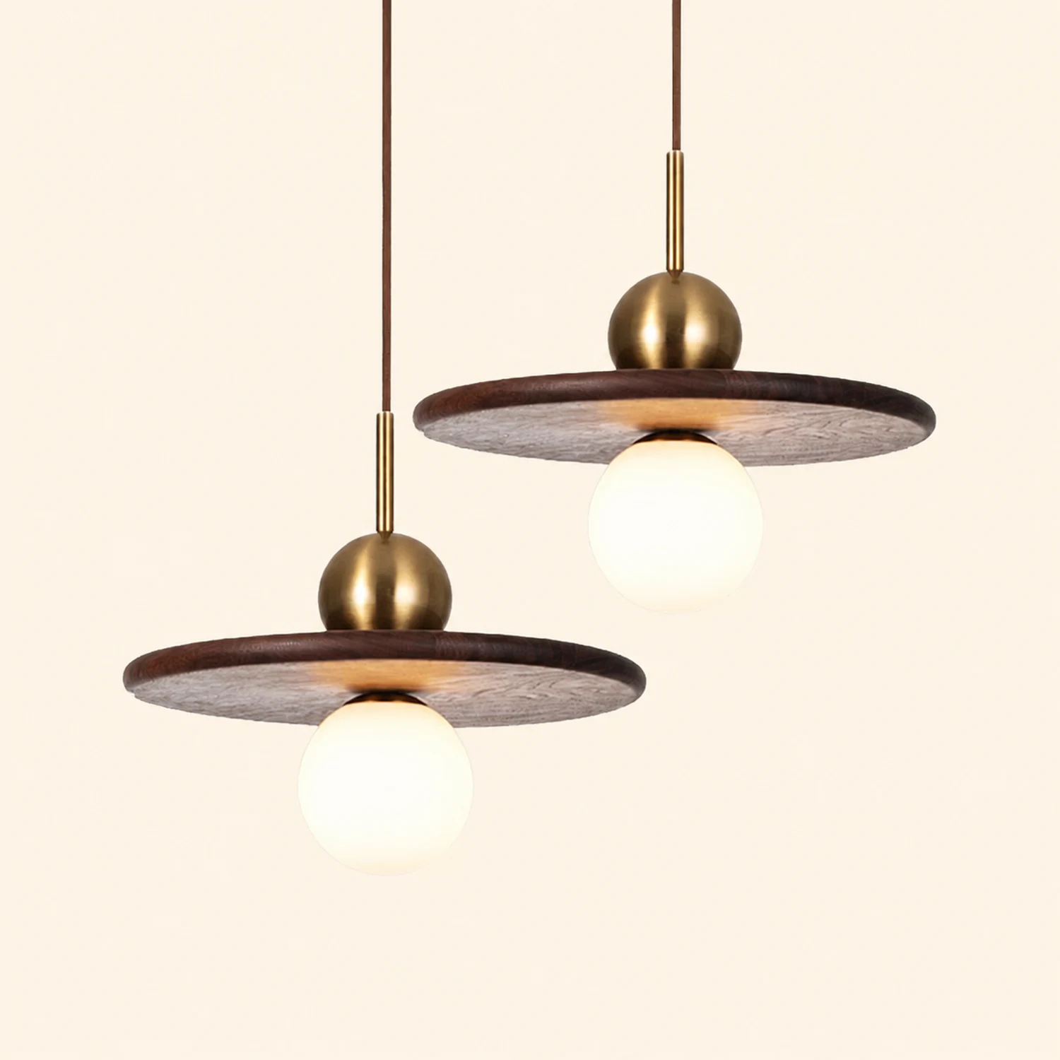 Flying Saucer Walnut Pendant Light - Lumpaz