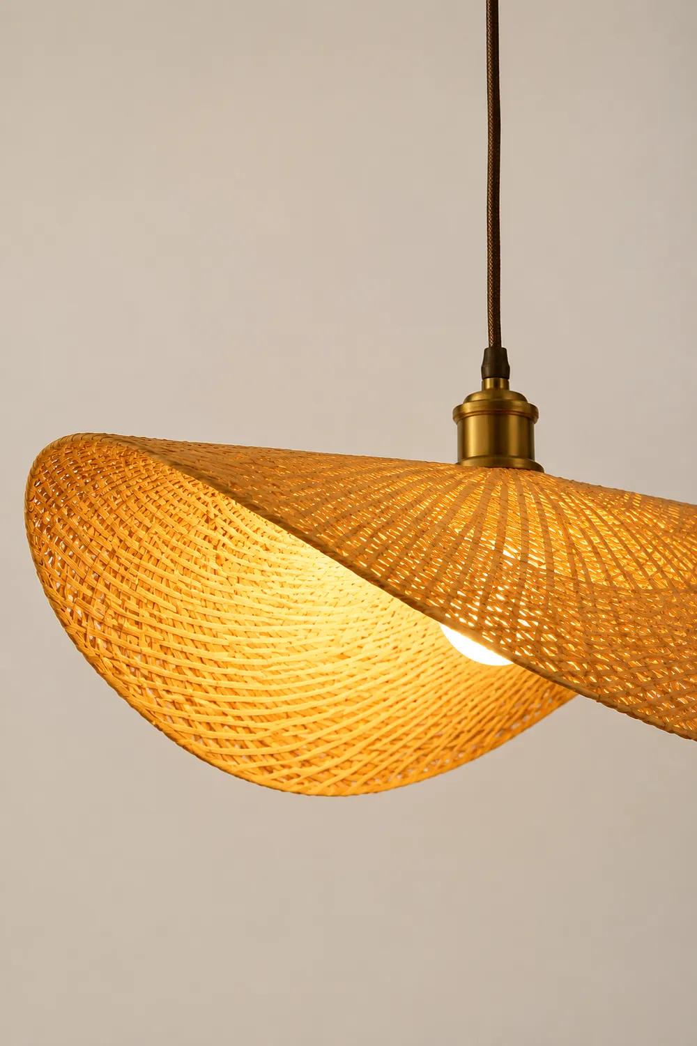 Handmade Natural Bamboo Wicker Pendant Lamp For Living Room - Lumpaz