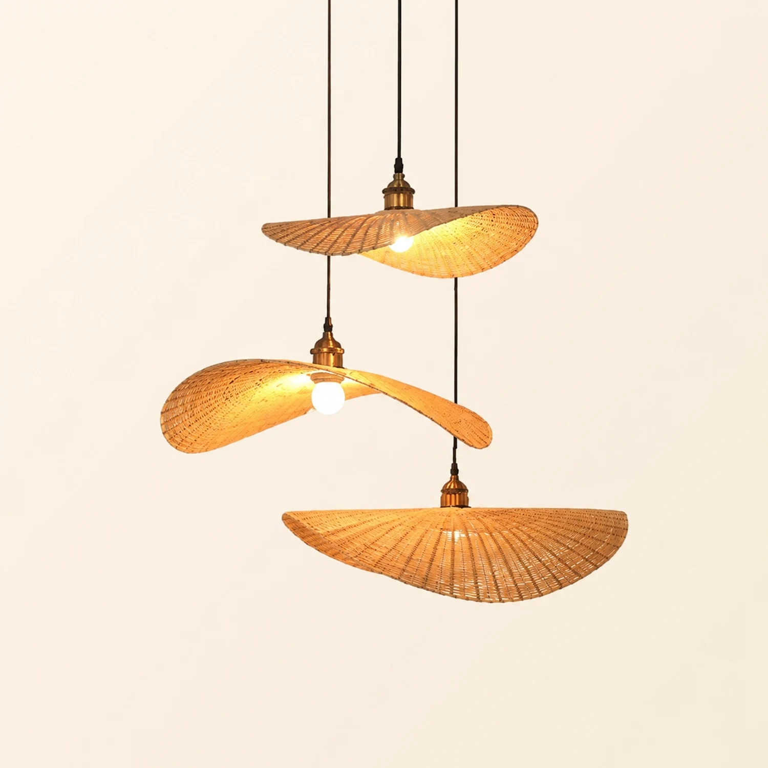 Handmade Natural Bamboo Wicker Pendant Lamp For Living Room - Lumpaz