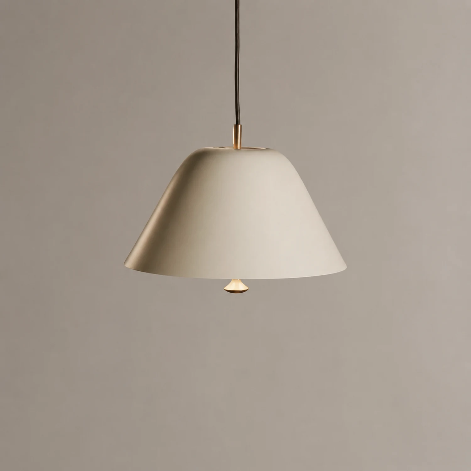 Modern Metal Living Room Cone Pendant Light - Lumpaz