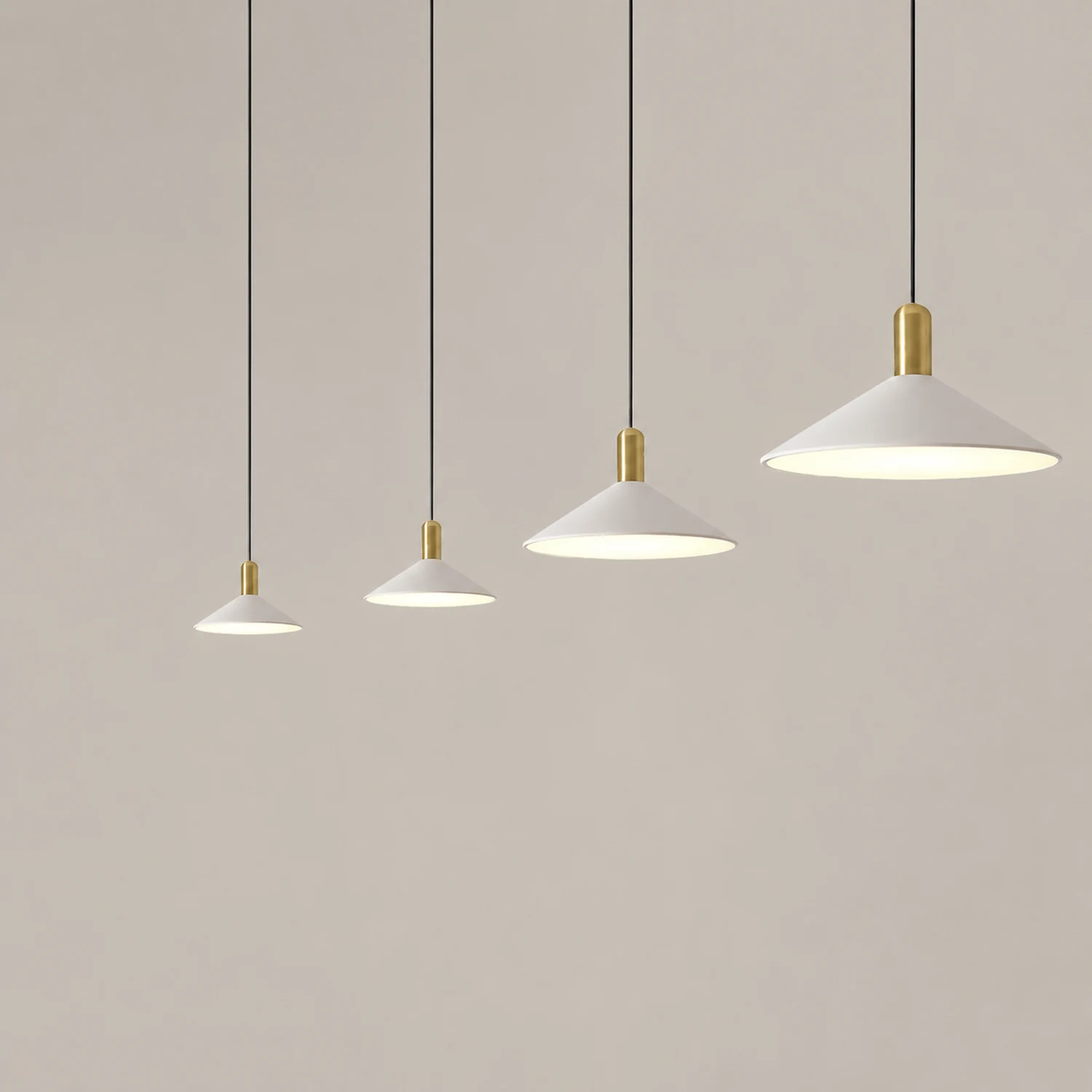 Carins Pendelleuchte, 3-farbig - Lumpaz