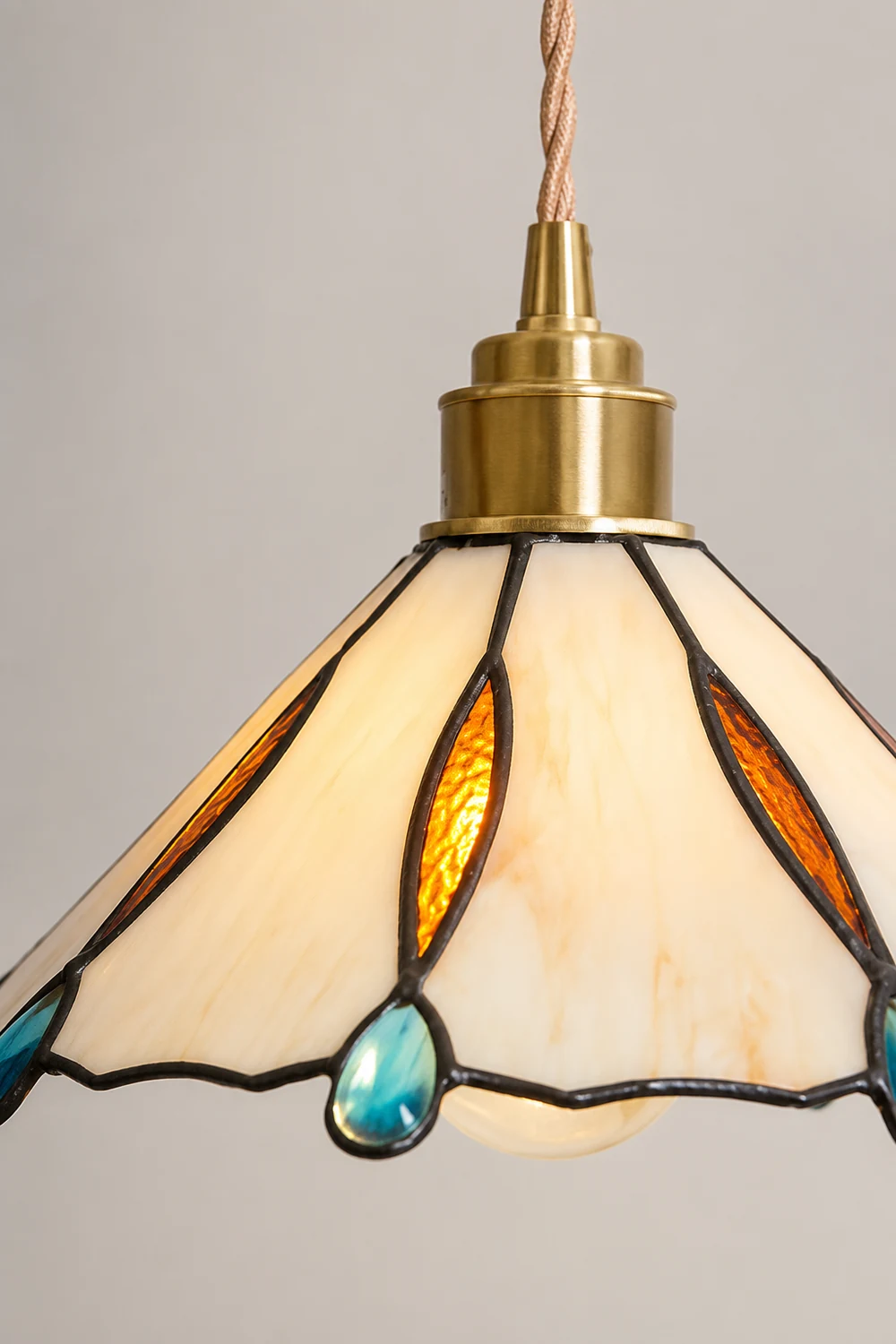 Retro Stained Glass Tiffany Pendant Light - Lumpaz