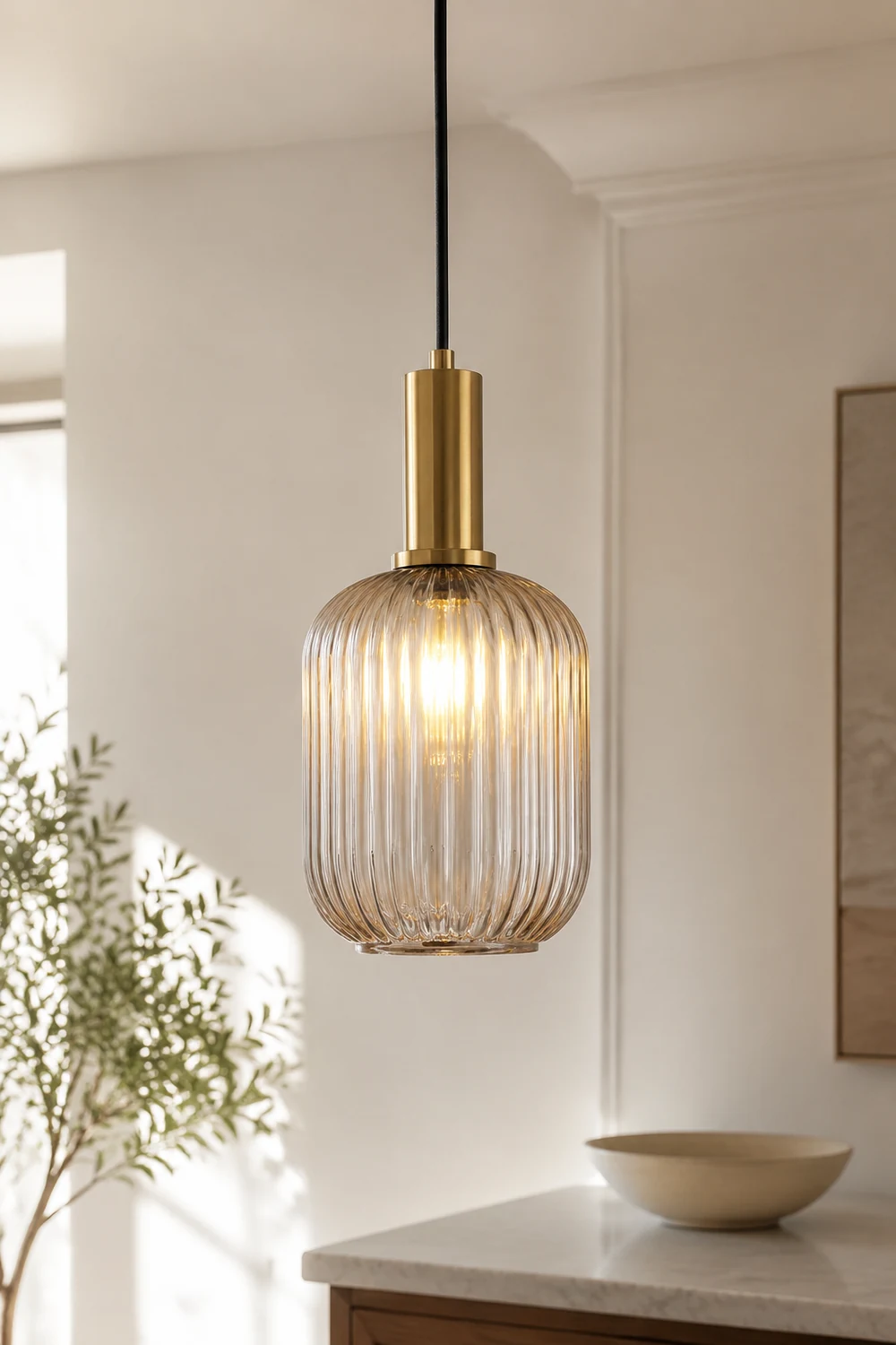 Vintage Stained Glass Lantern Shape Pendant Light - Lumpaz