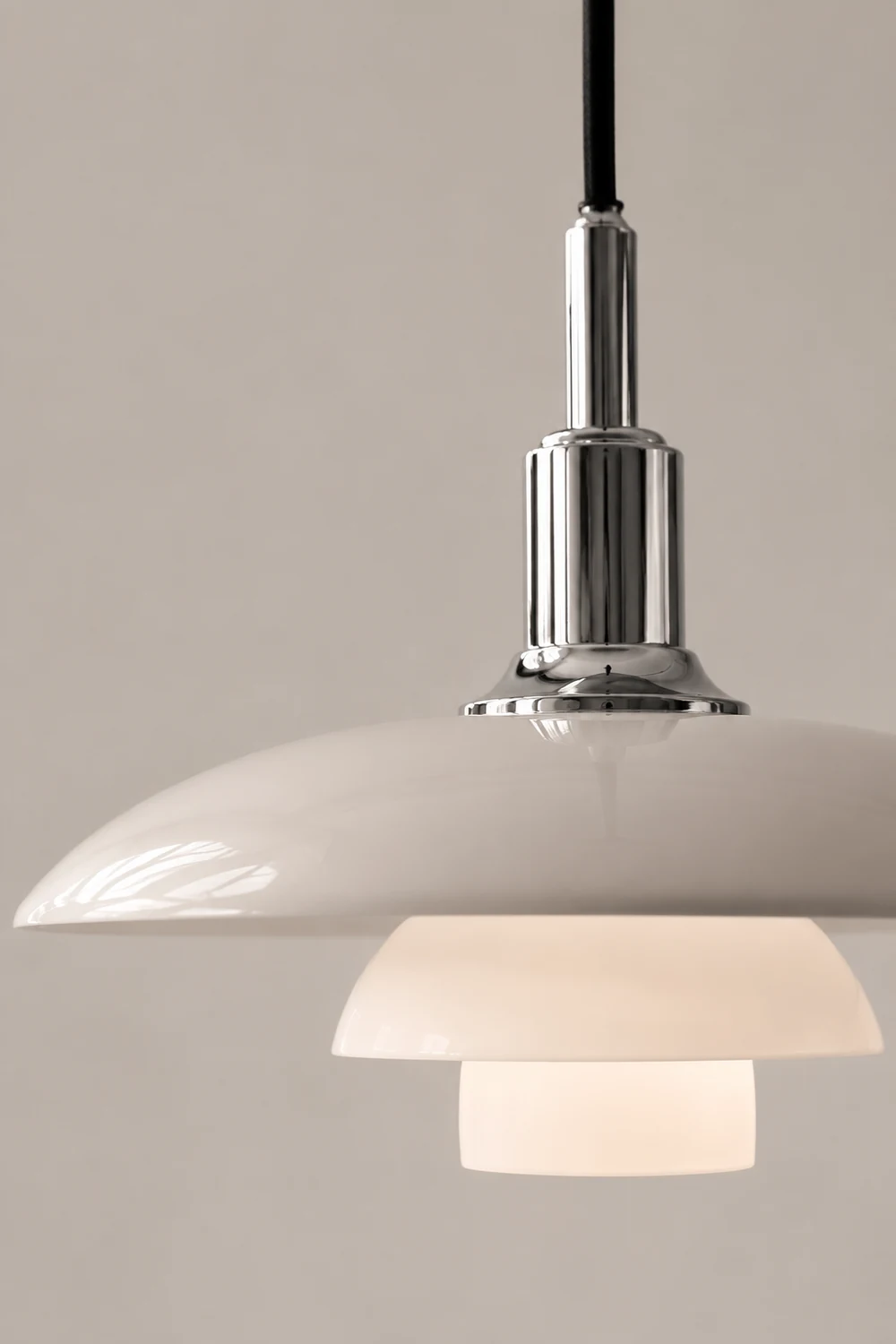 Medieval Nordic Simple Bauhaus Glass Pendant Light - Lumpaz