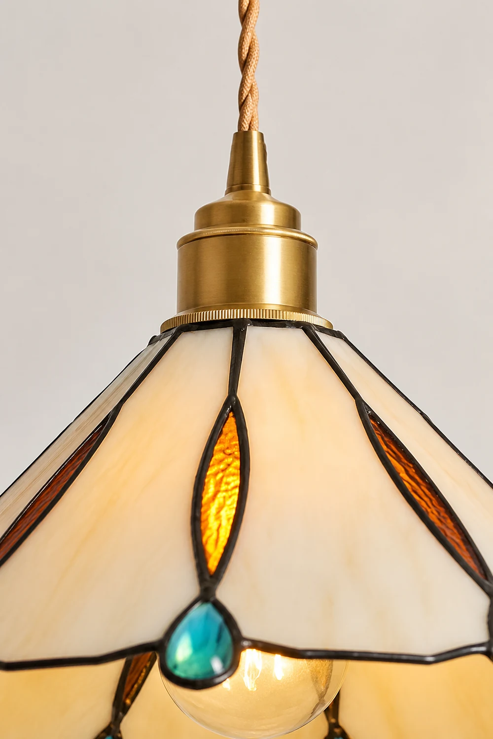 Retro Stained Glass Tiffany Pendant Light - Lumpaz