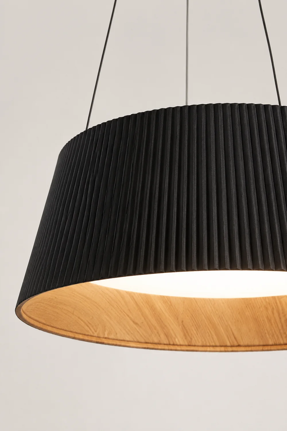 Modern Ribbed LED Pendant Light For Kitchen Island - Lumpaz