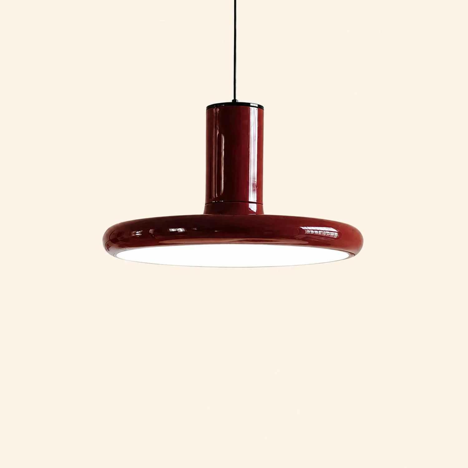 Modern Simple Red Metal Saucer Pendant Light - Lumpaz