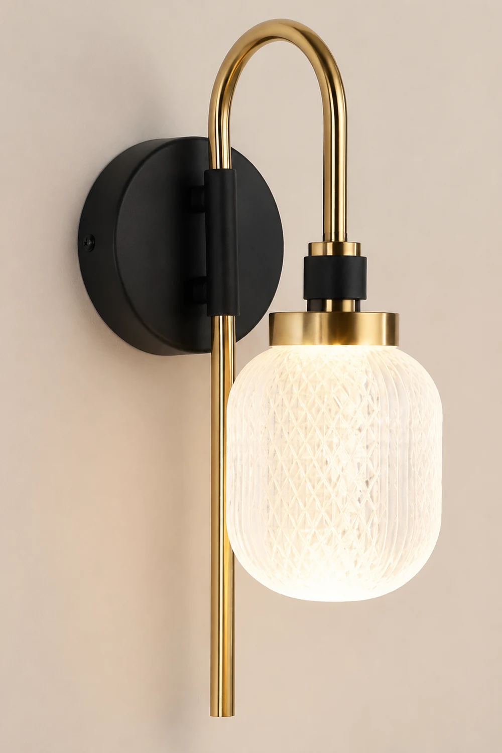 Moderne LED Wandleuchte aus Metall für Schlafzimmer - Lumpaz