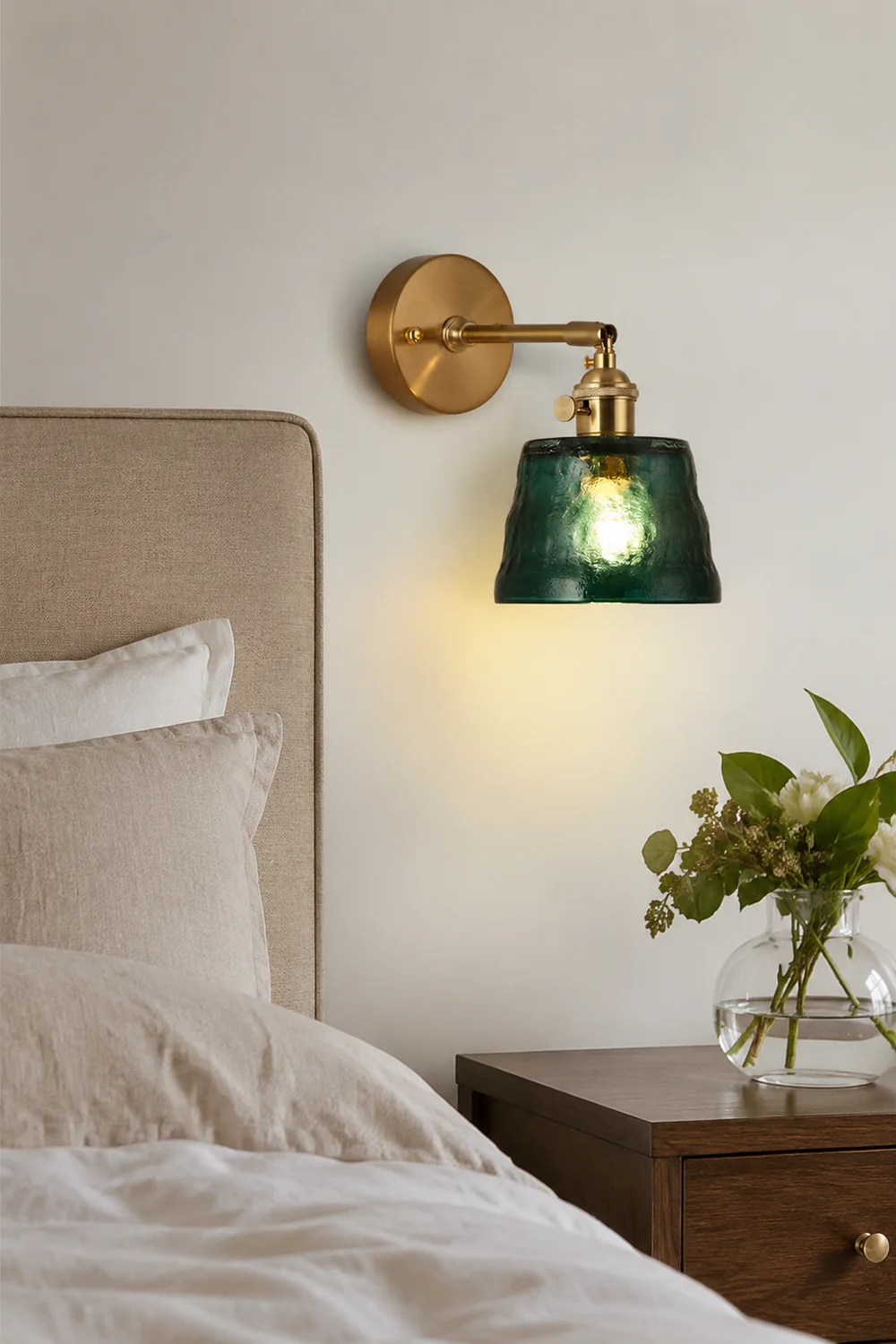 Vintage Glass Adjustable Wall Sconce - Lumpaz