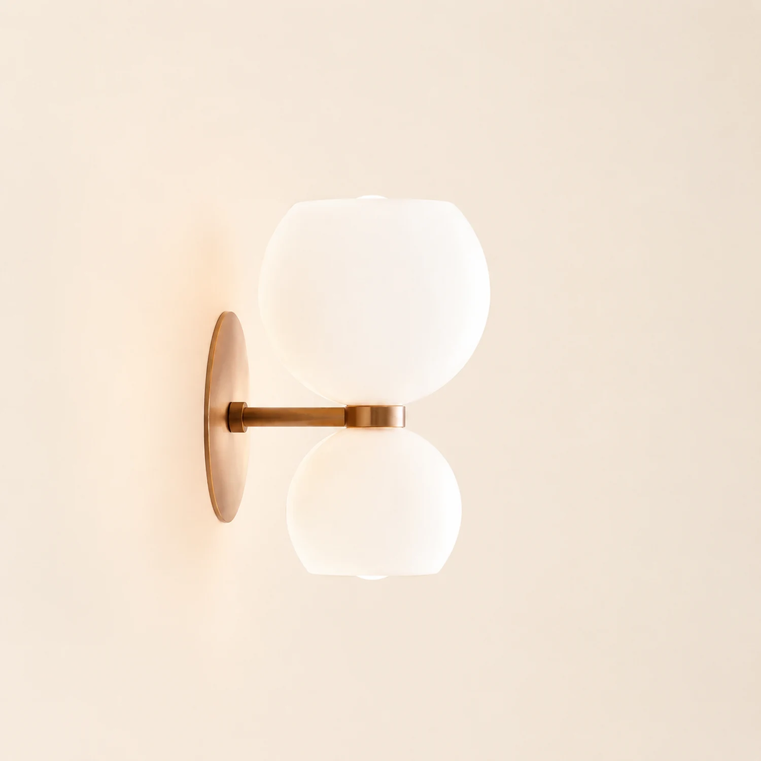 Creative Modern 2 Heads Glass Wall Lamp - Lumpaz
