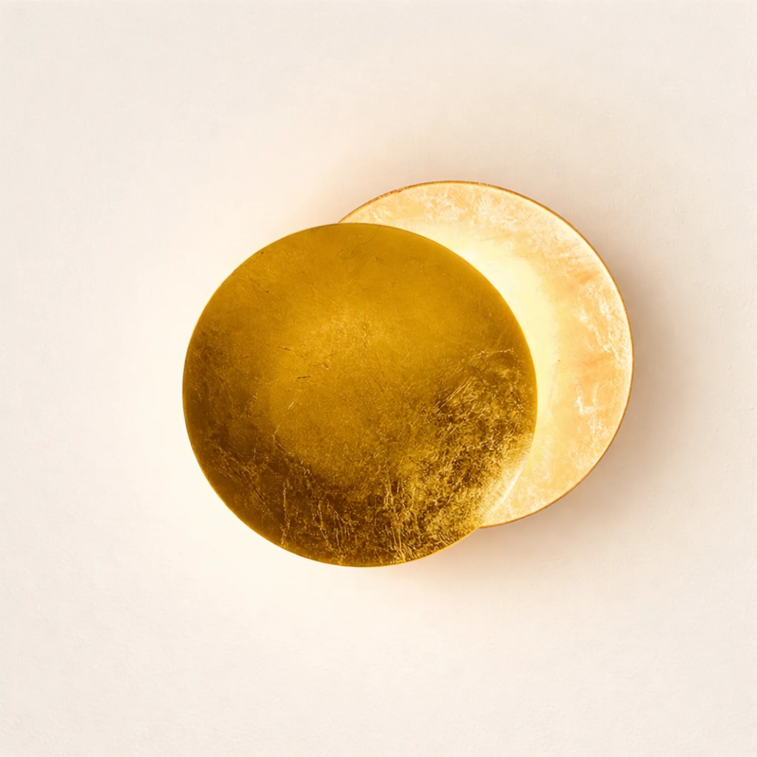 Modern Round Circle Creative Rotating Wall Light - Lumpaz