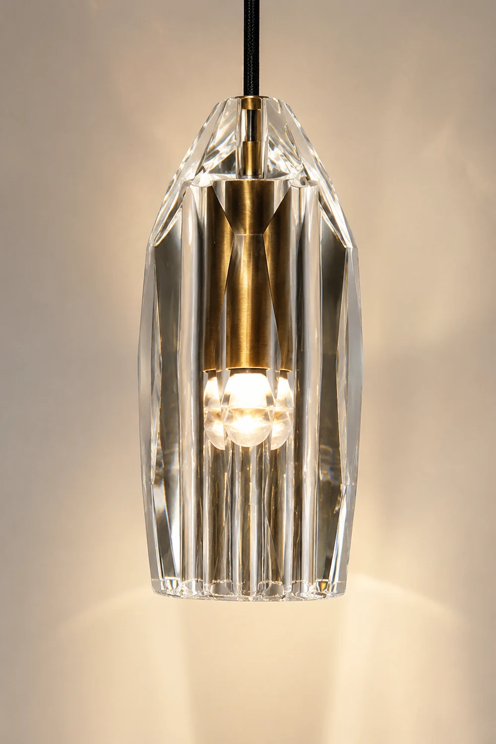 Modern Faceted Crystal Wall Lights - Lumpaz