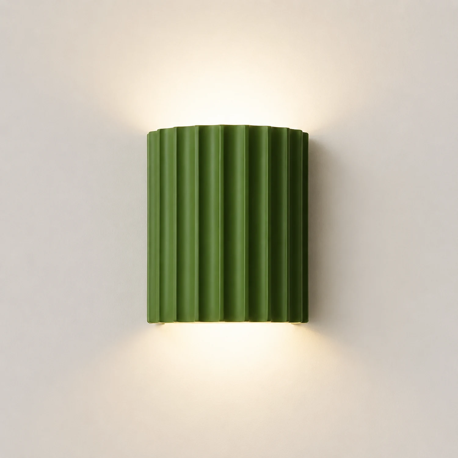 Modern Half-Circle Resin Wall Sconce For Living Room - Lumpaz
