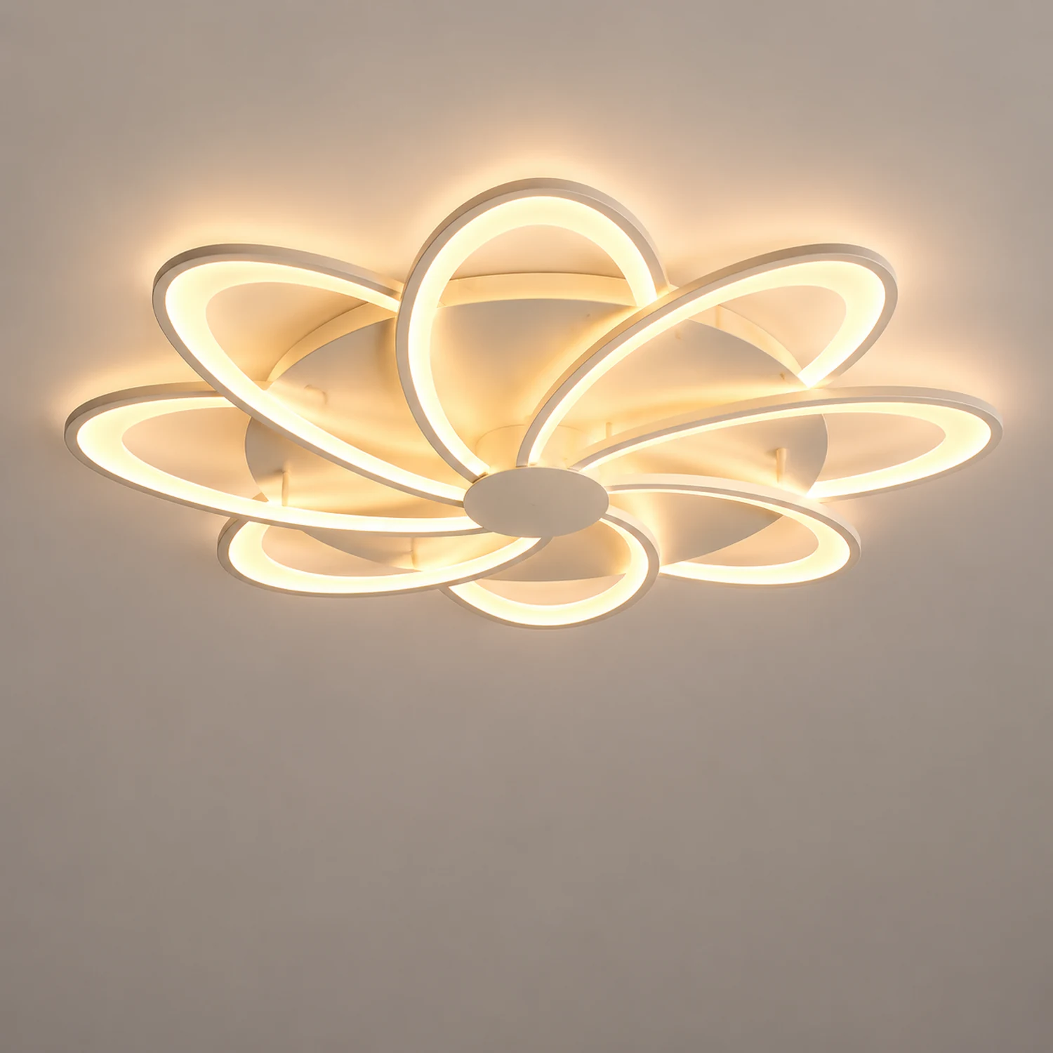 Moderne Blumenförmige Deckenleuchte für Wohnzimmer, Schlafzimmer - Lumpaz