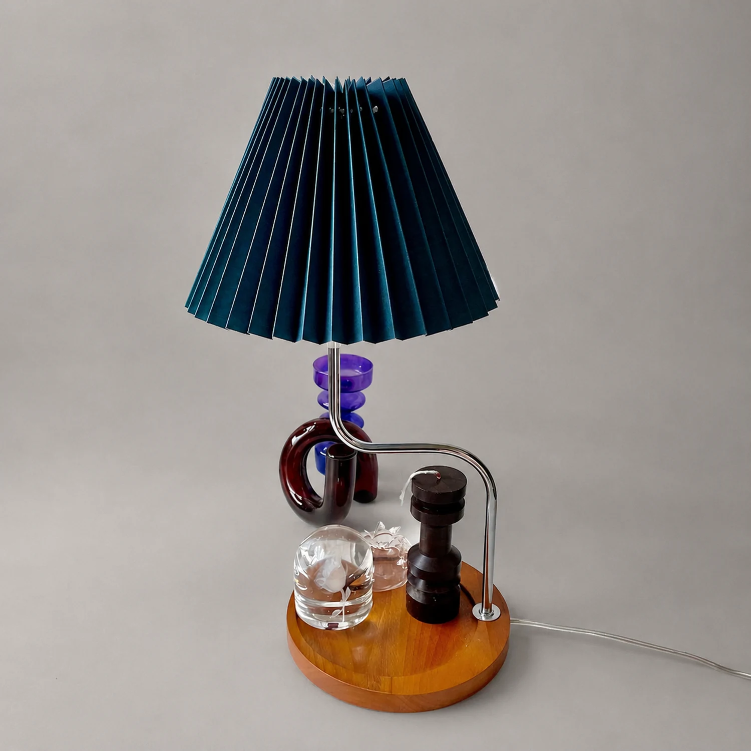 Solid Wood Retro Style Umbrella Shaped Table Lamp - Lumpaz