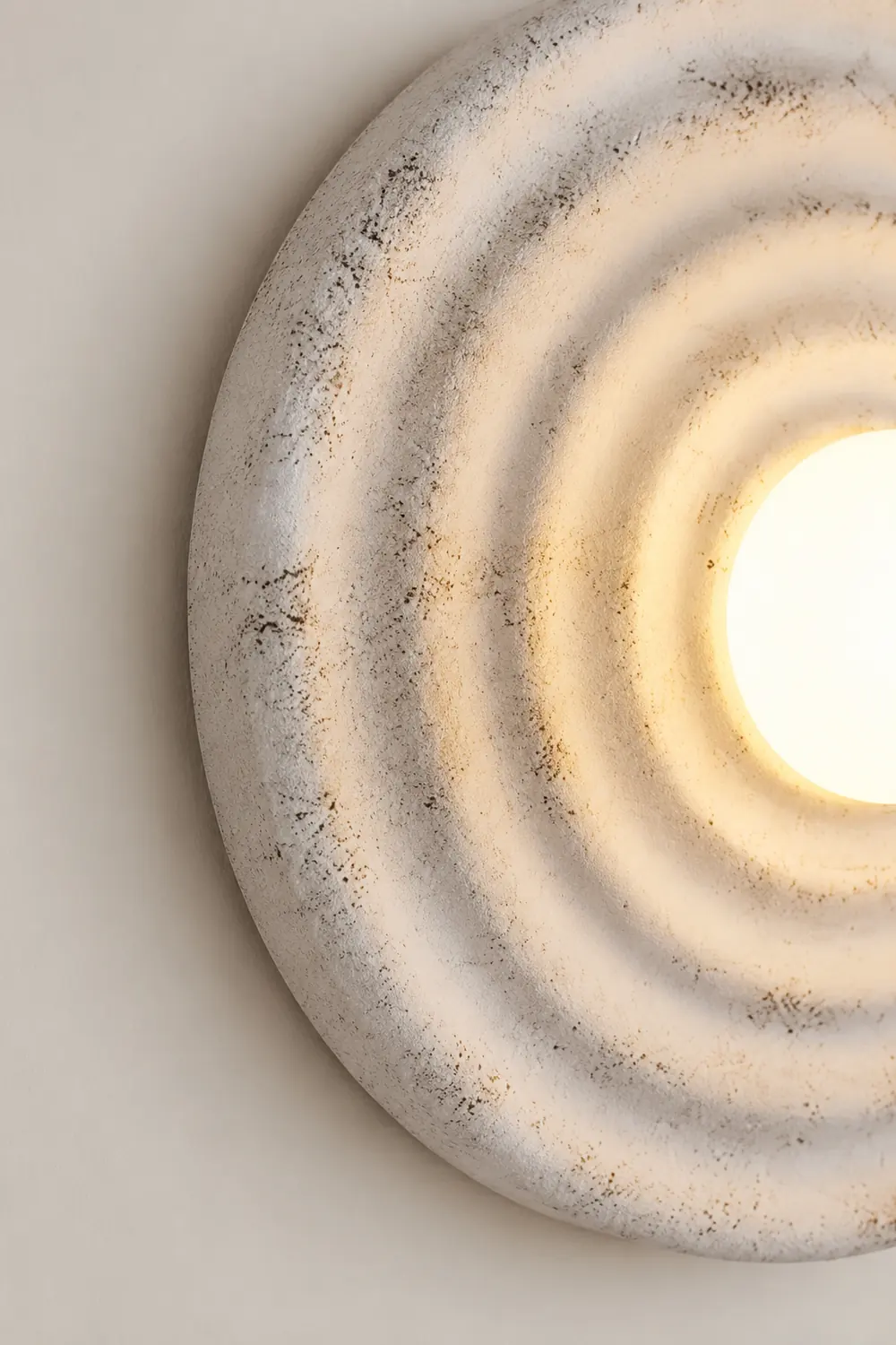 Wabi-sabi Round Circle Indoor Wall Lamp - Lumpaz
