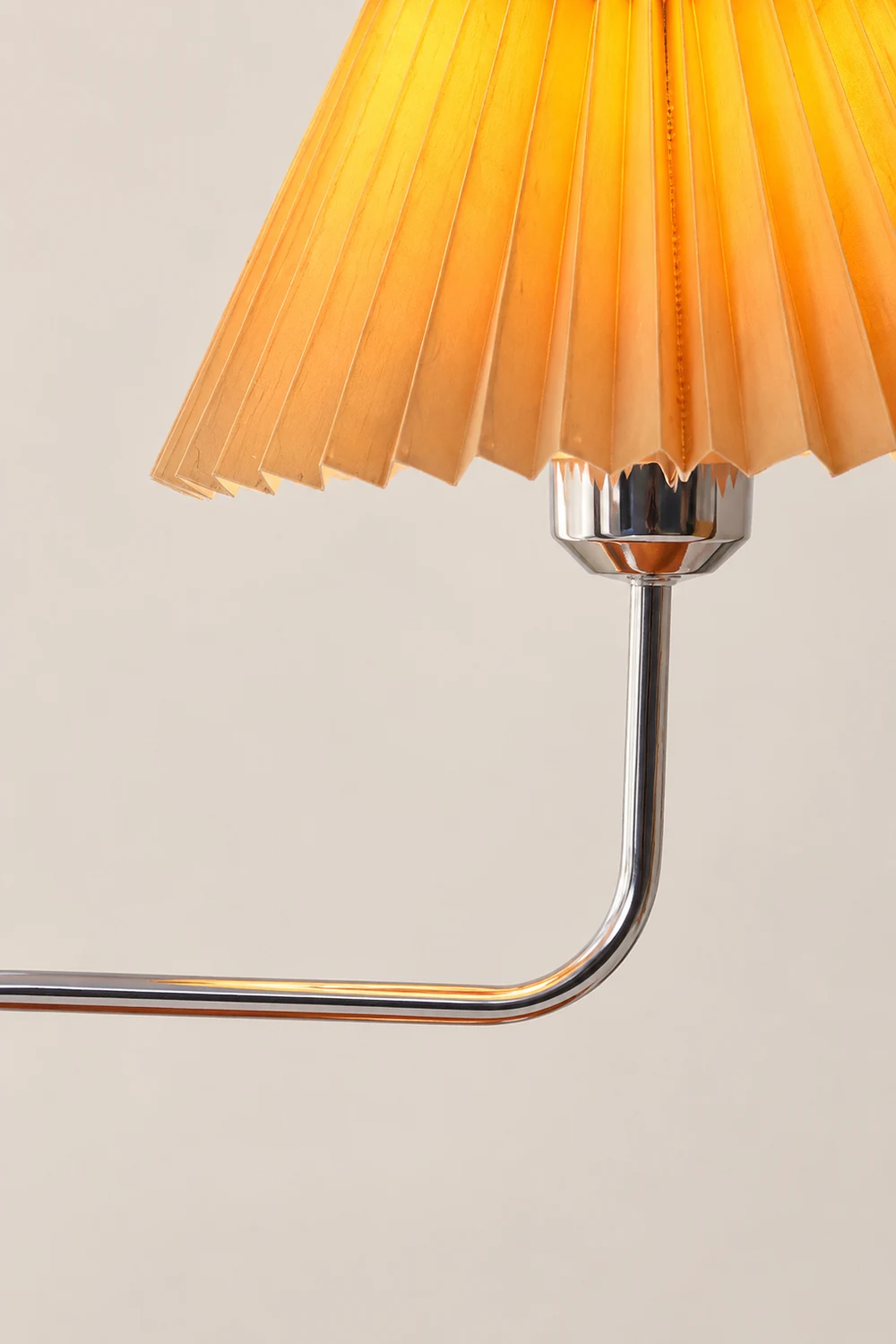 Solid Wood Retro Style Umbrella Shaped Table Lamp - Lumpaz