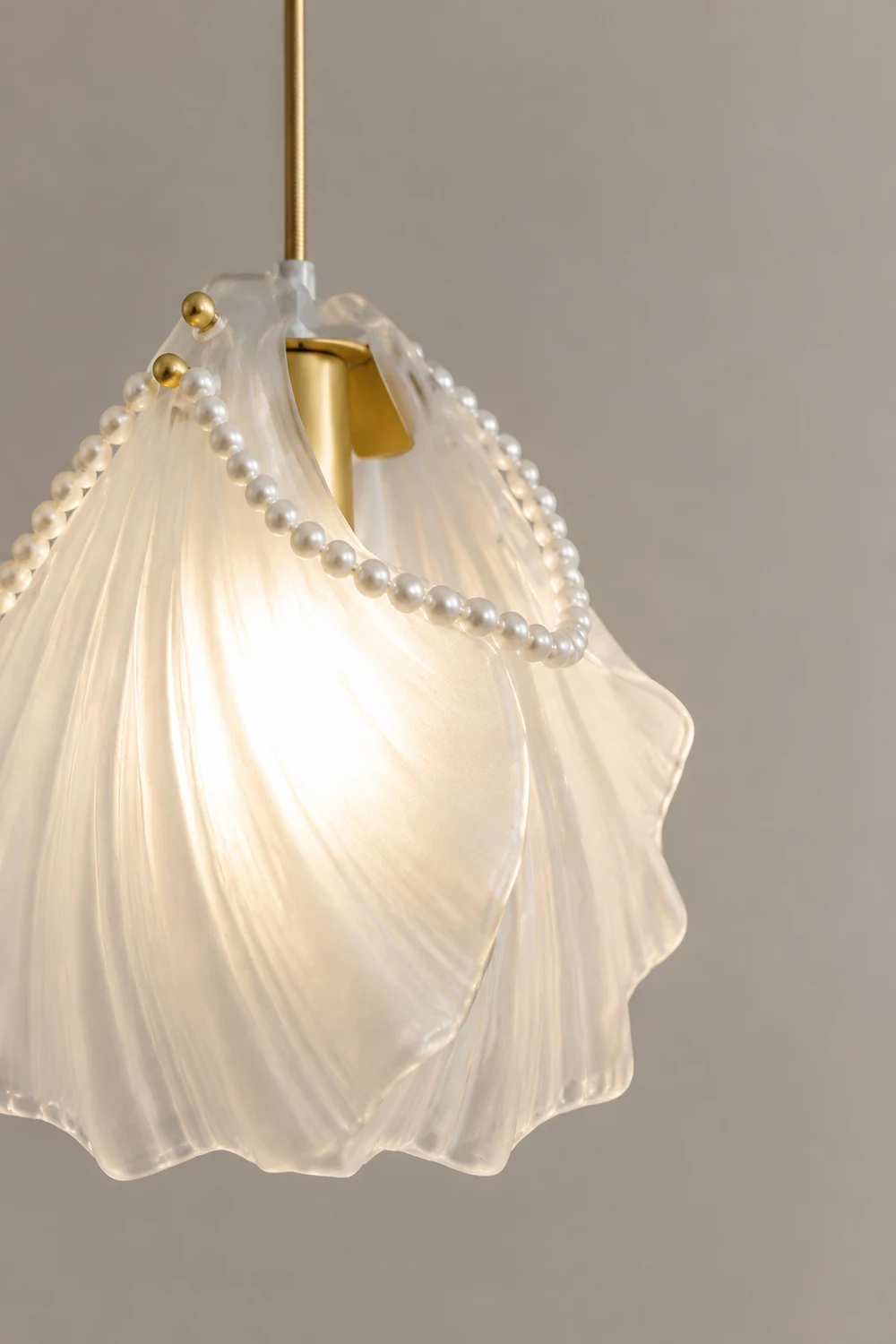 Moderne Luxuriöse Pendelleuchte mit Perlenmuschel für Schlafzimmer - Lumpaz