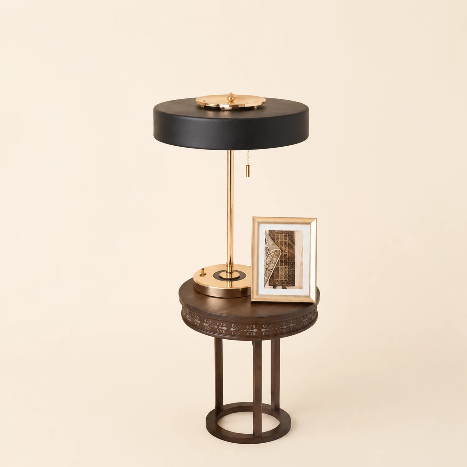 American Neoclassical Fashion Bert Frank Ranger Table Lamp - Lumpaz