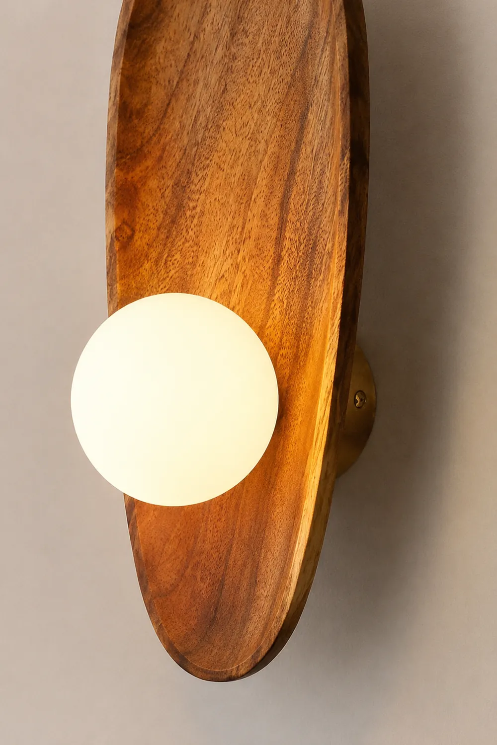 Minimalist Solid Wood Wall Sconce - Lumpaz