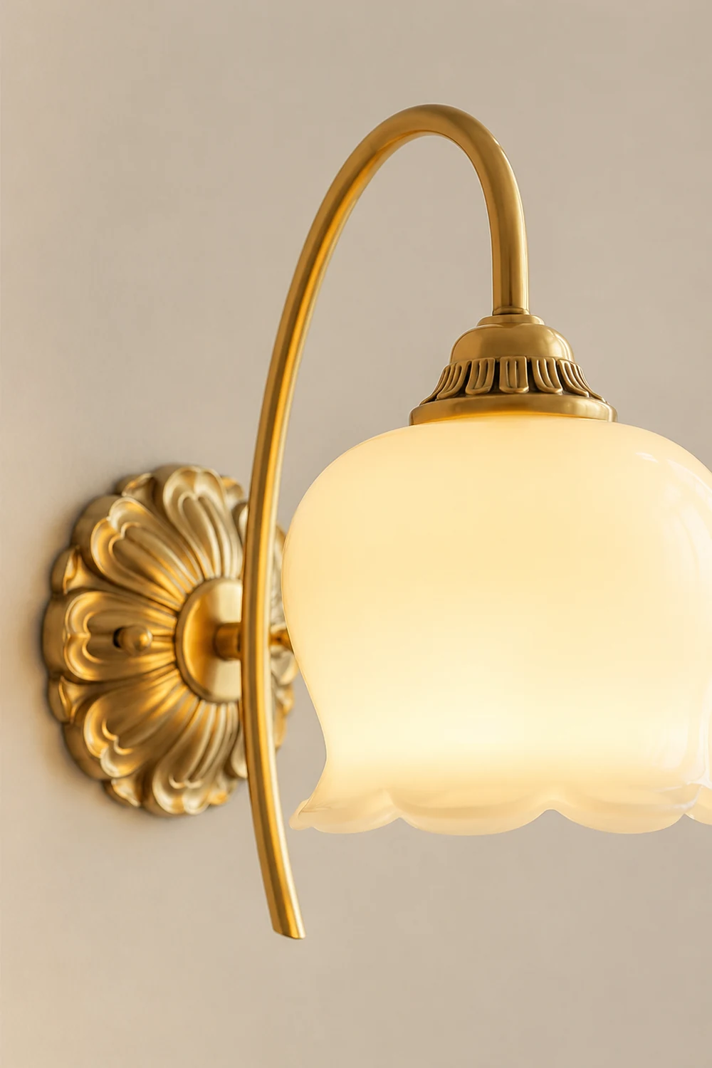 Creamy Copper Glass Wall Sconce - Lumpaz