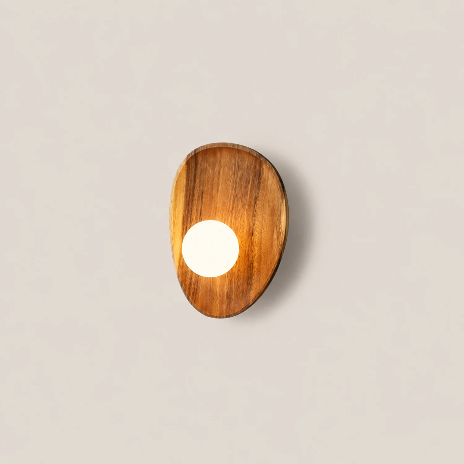 Minimalist Solid Wood Wall Sconce - Lumpaz