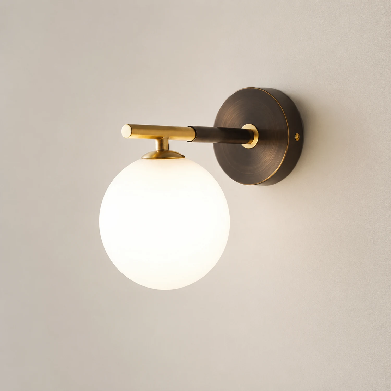 Luxury Copper Ball 1-Light Wall Sconce - Lumpaz