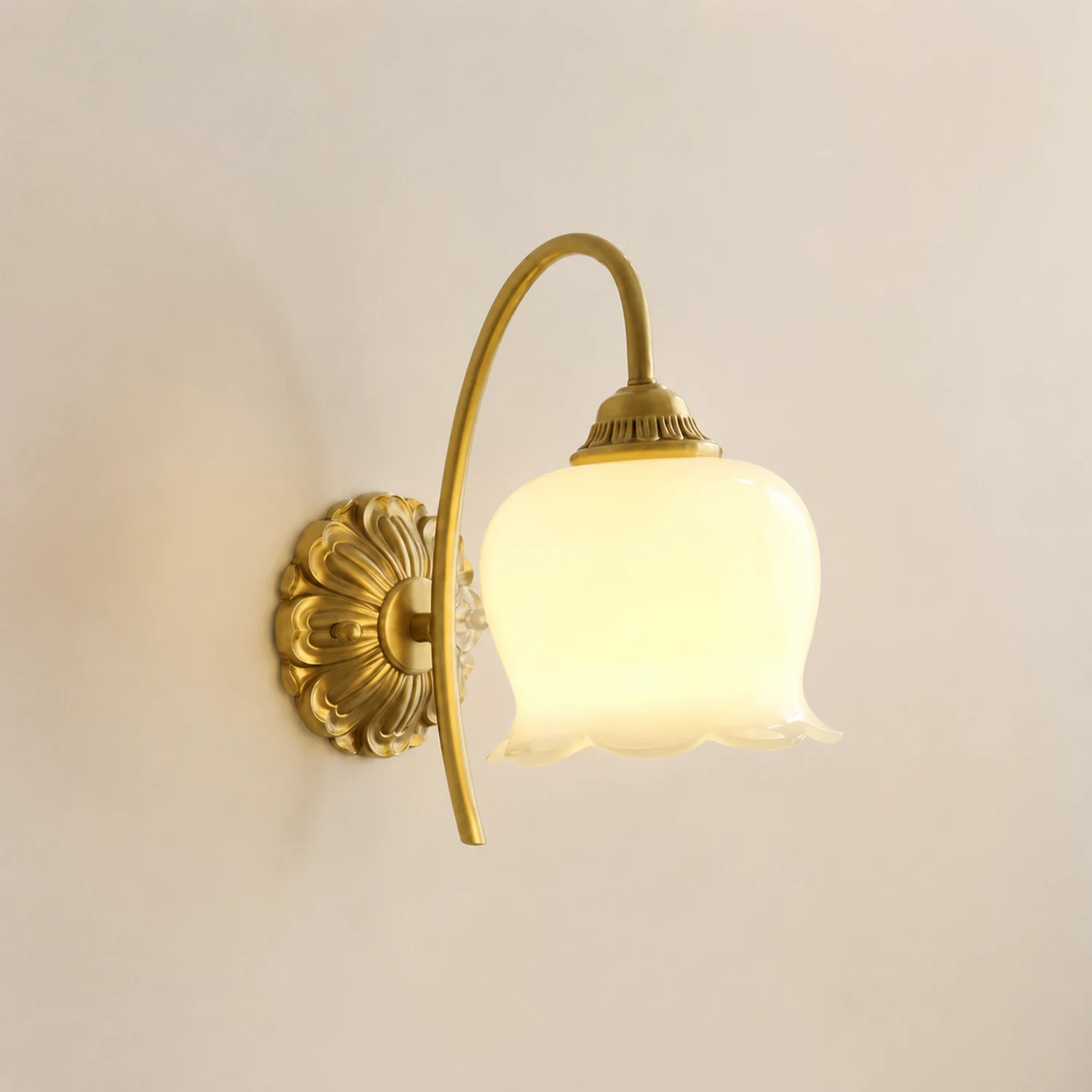 Creamy Copper Glass Wall Sconce - Lumpaz