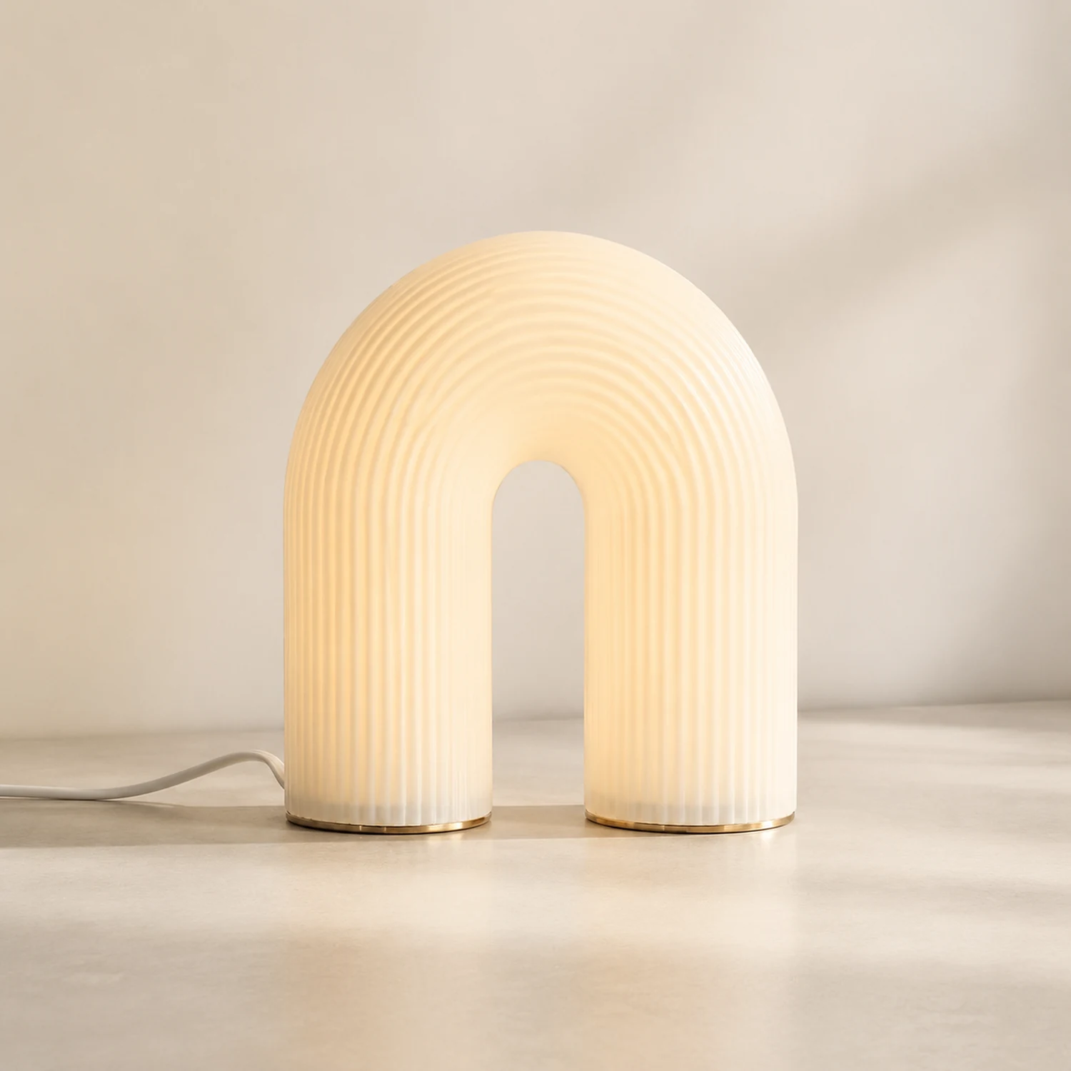 Unique Arch Metal Table Lamp - Lumpaz