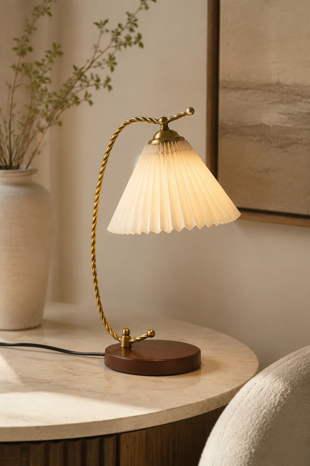 Dotty Retro Pleated Table Lamp - Lumpaz