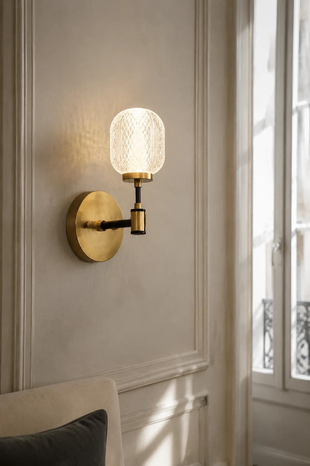 Antique Brass Gold Wall Light - Lumpaz