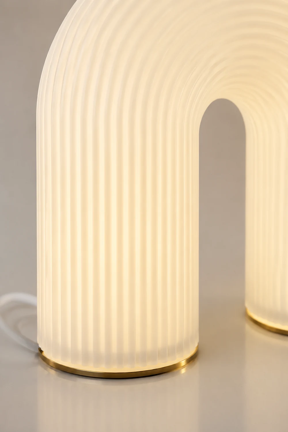 Unique Arch Metal Table Lamp - Lumpaz