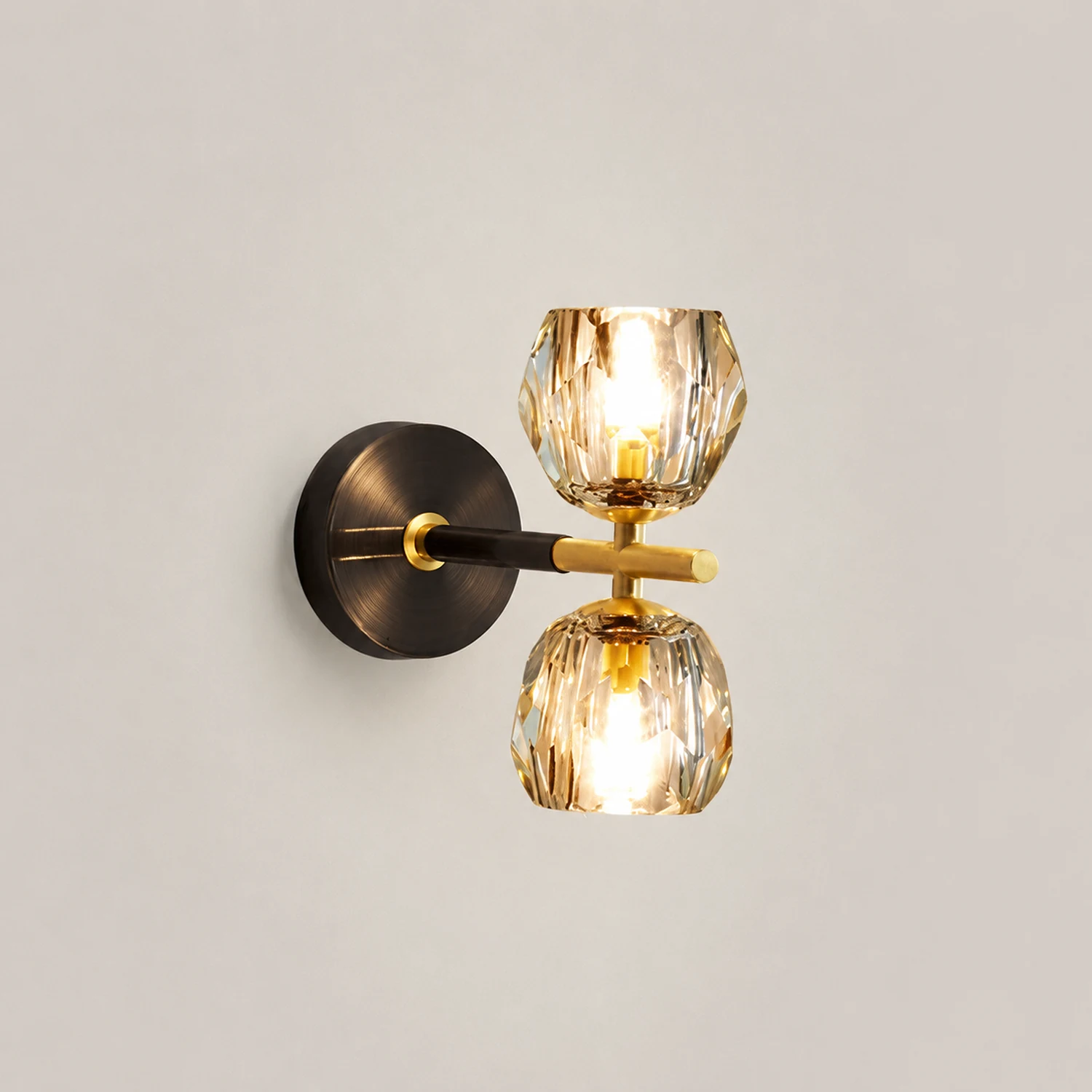 Luxury Copper Ball 1-Light Wall Sconce - Lumpaz
