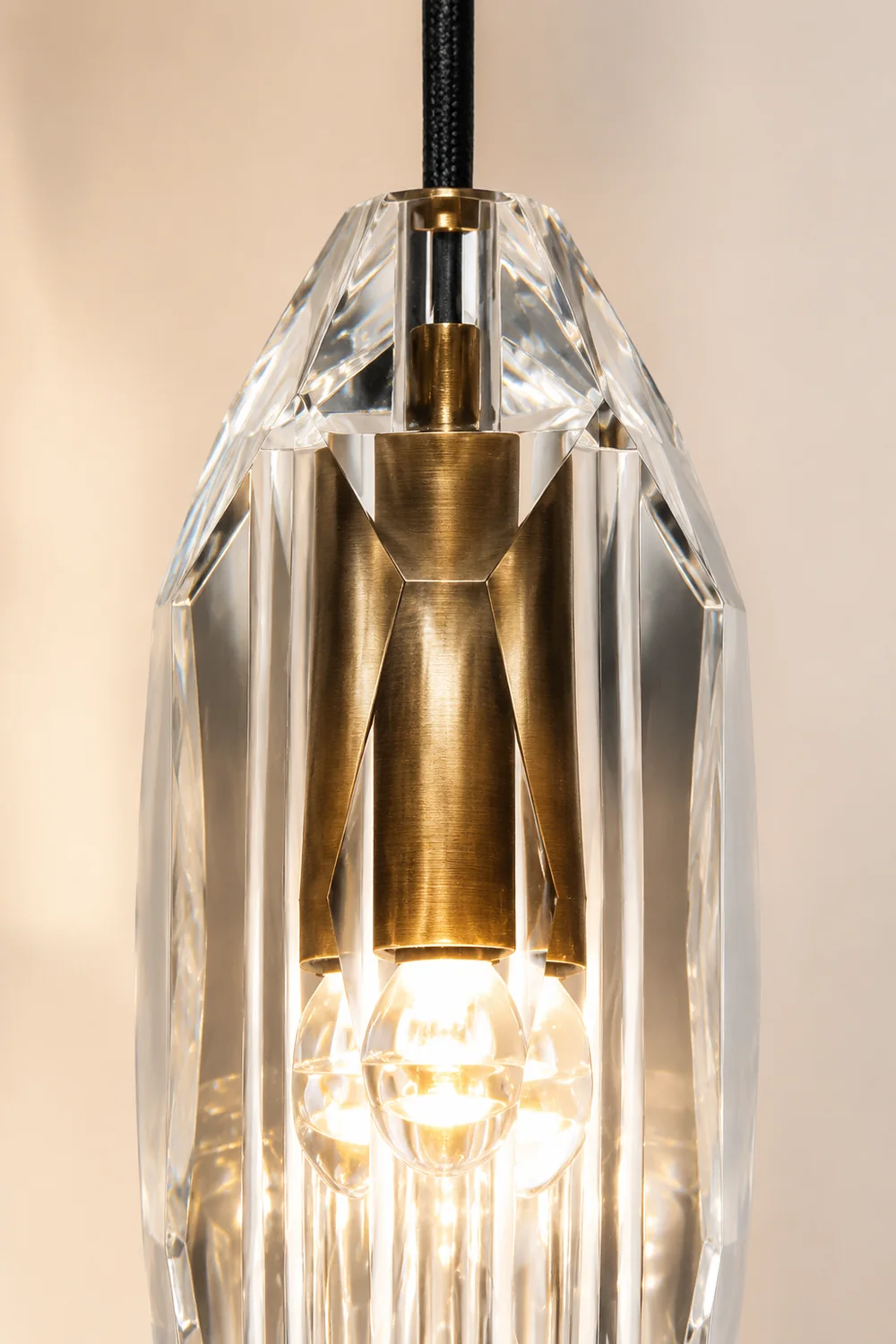 Modern Faceted Crystal Wall Lights - Lumpaz
