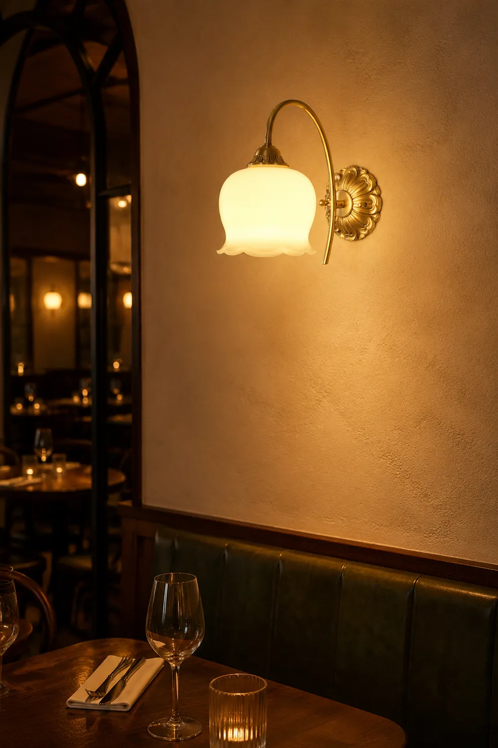 Creamy Copper Glass Wall Sconce - Lumpaz