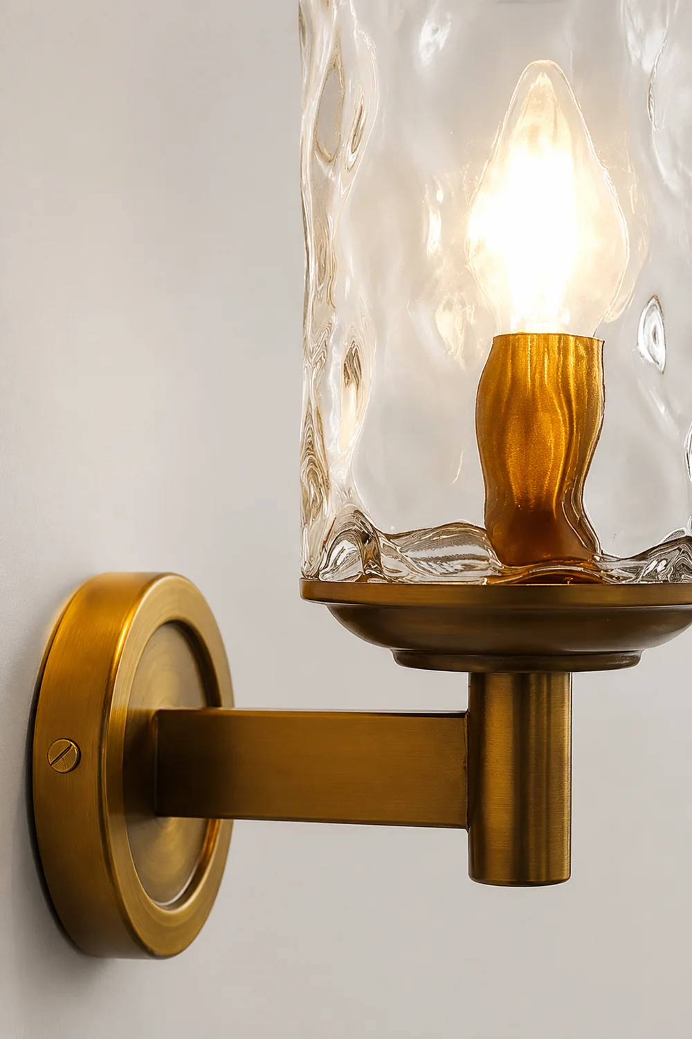 Vintage Iron Armed Wall Lamp - Lumpaz
