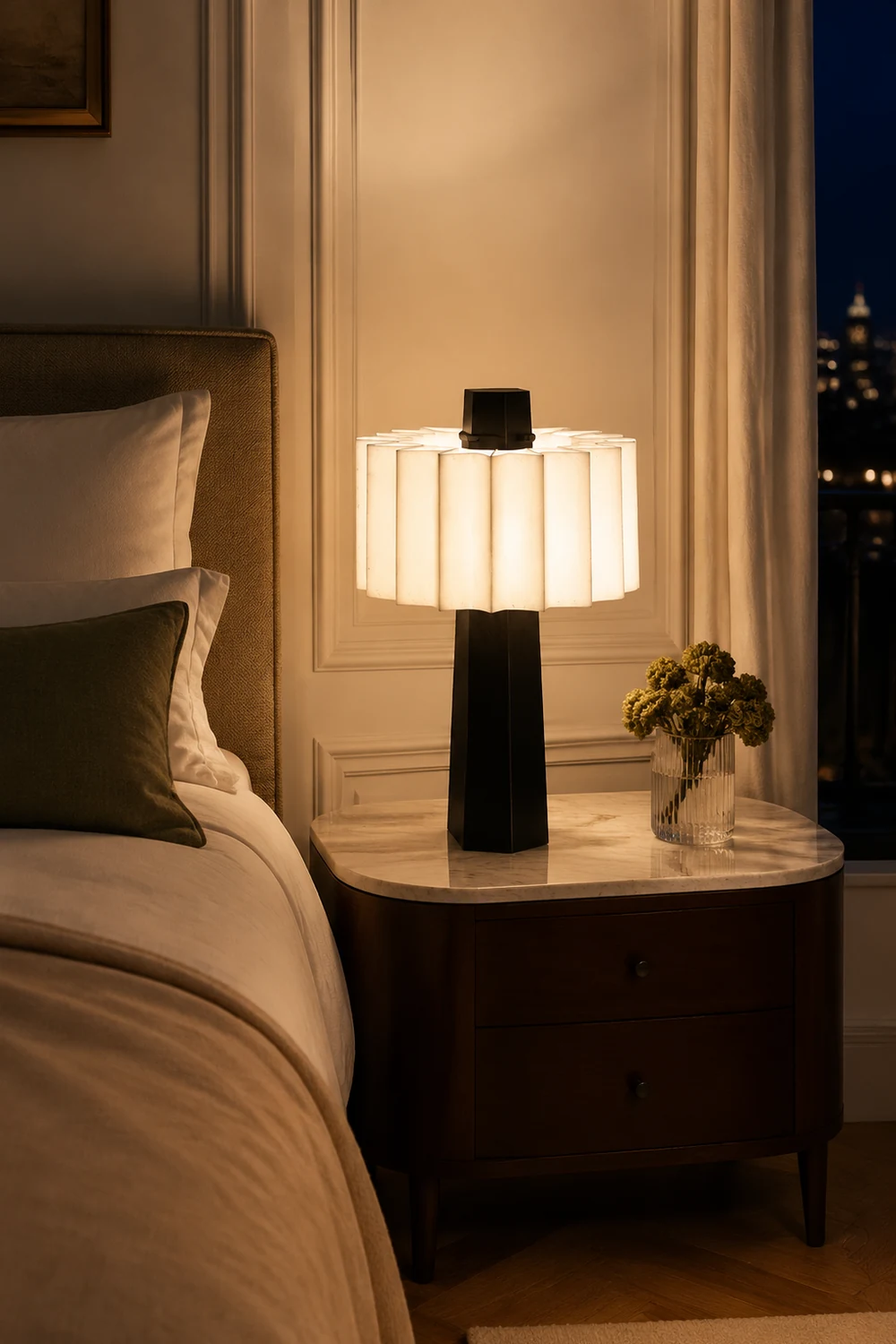 Creative Designer Black & White Decorative Table Lamp - Lumpaz