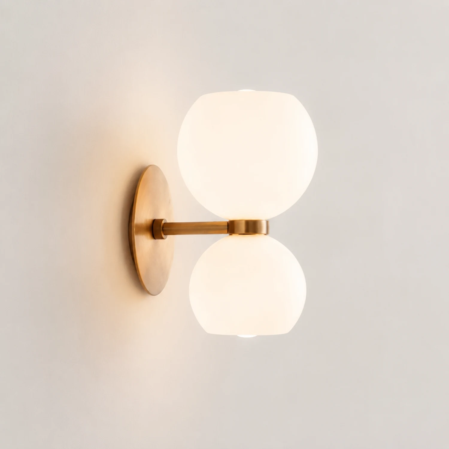 Creative Modern 2 Heads Glass Wall Lamp - Lumpaz