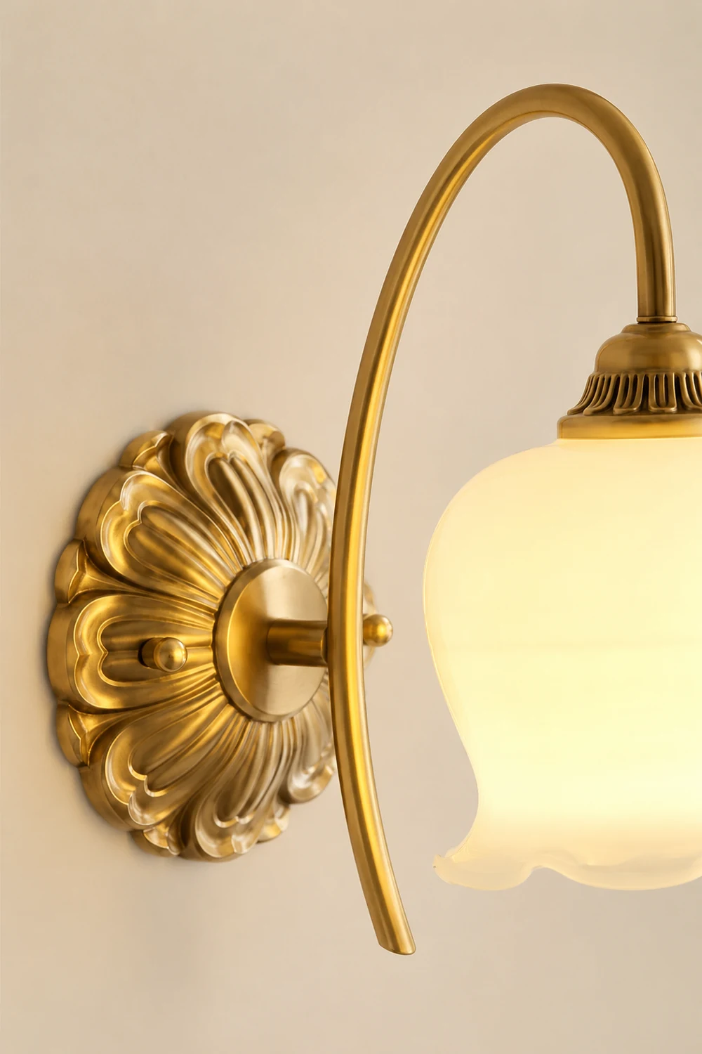 Creamy Copper Glass Wall Sconce - Lumpaz